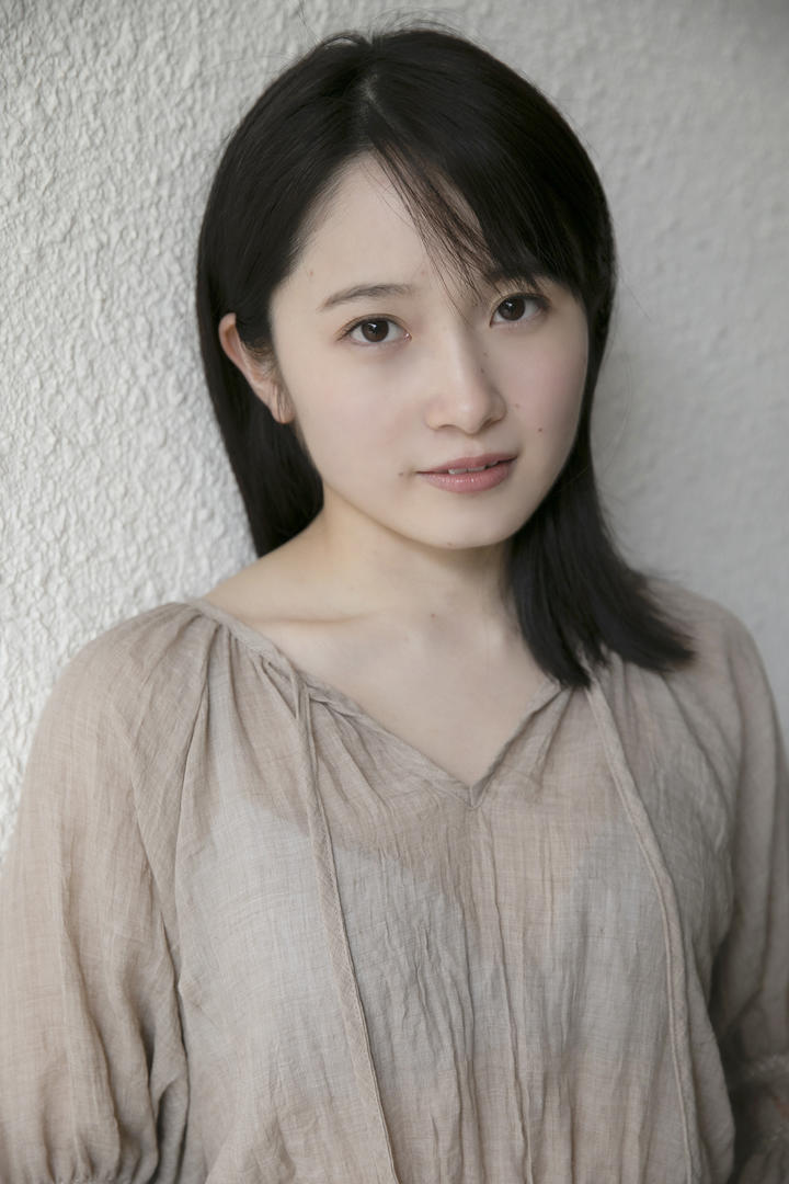 青草社区日韩AV在线清纯美女生活照片