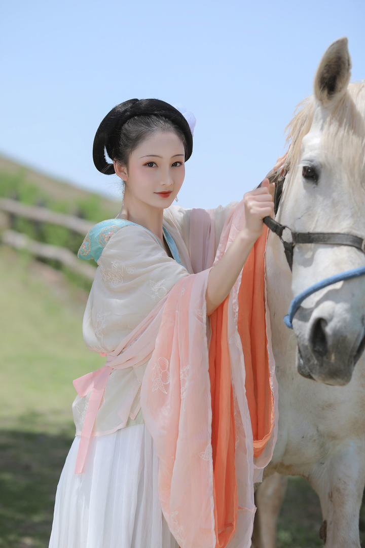 4K唯美古风美女图片