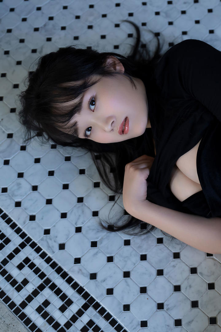 高颜值极品女神浴室图片