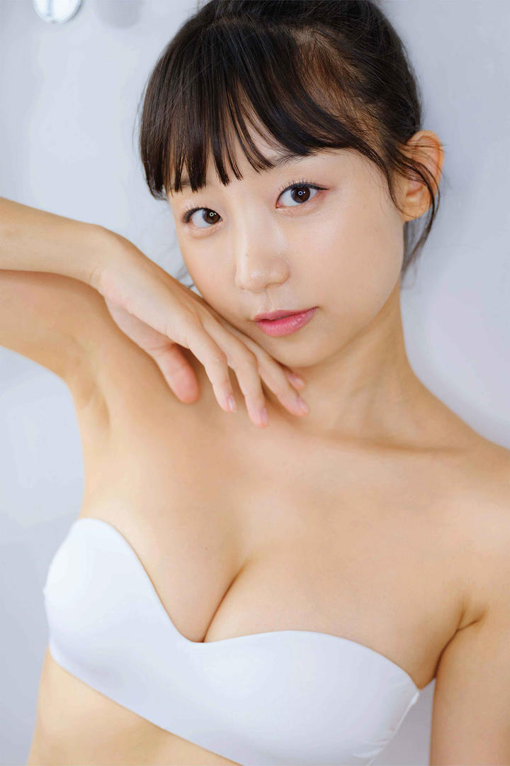 日本年轻AV女优高清人体摄影图片专区