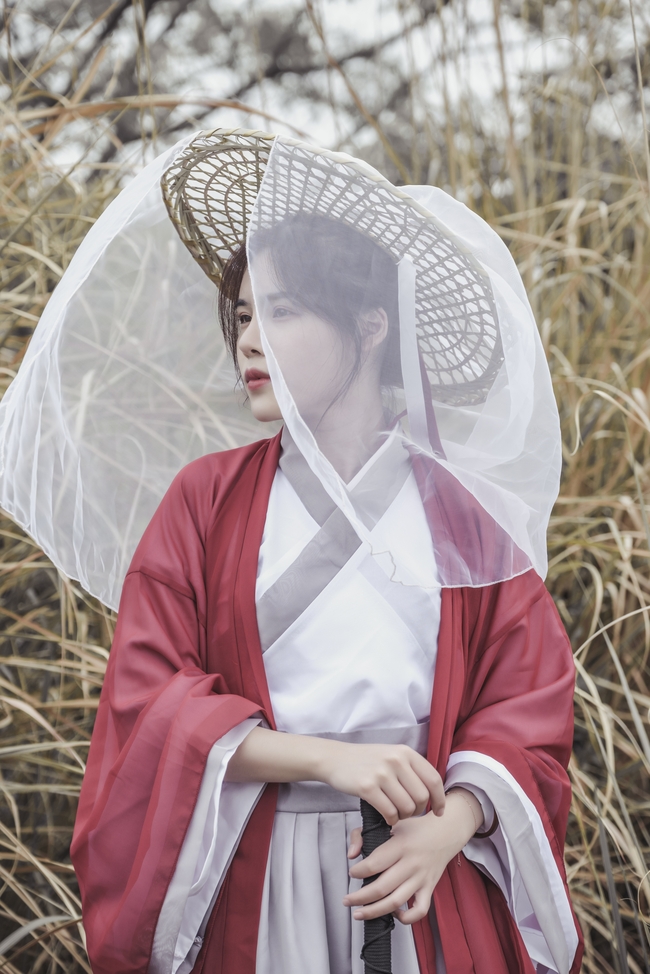 亚洲古典侠女风美女写真摄影图片