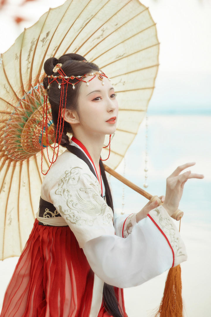 唯美古装美女摄影写真图片