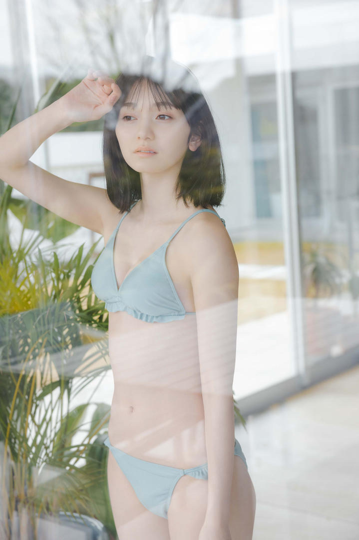 日本清纯内衣美少女性感写真艺术照片