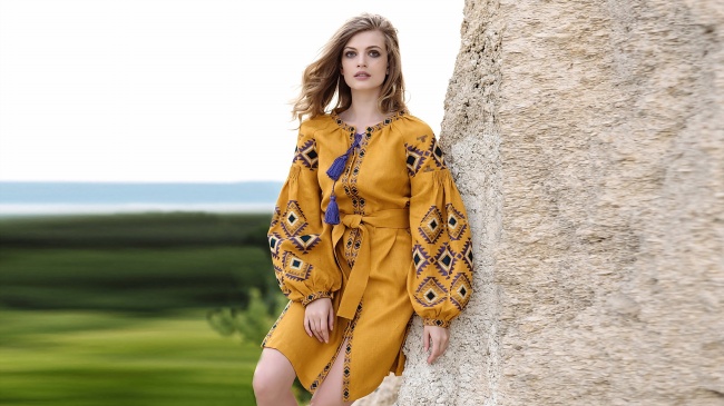 国模模特人体艺术图片