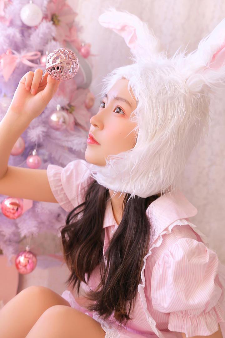 清纯极品美女侧脸写真