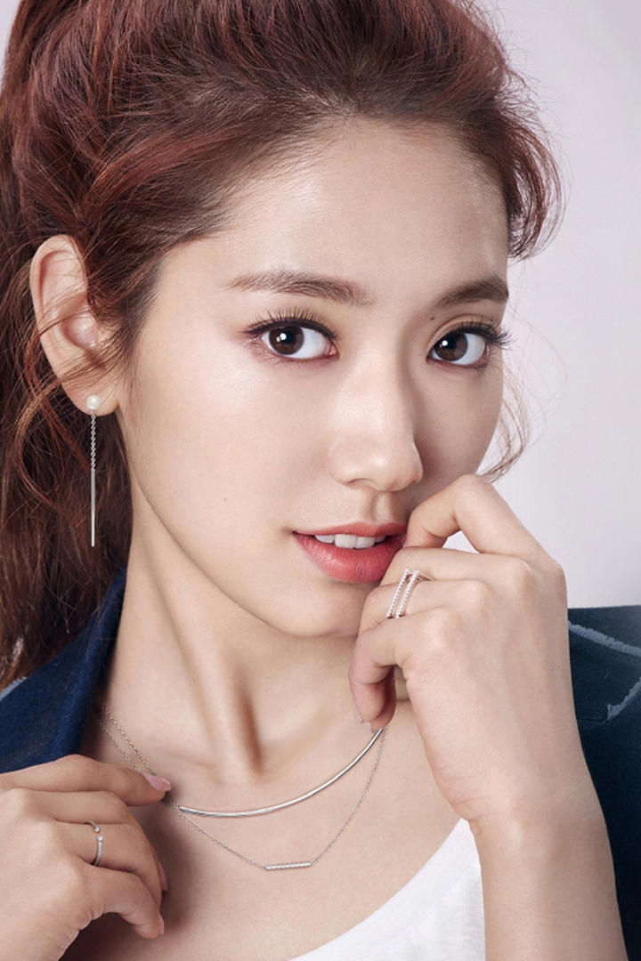 韩国美女朴信惠写真图片