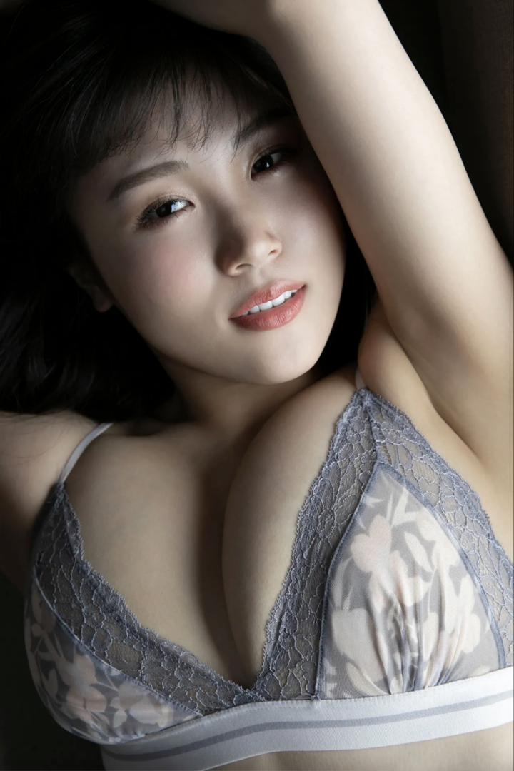 亚洲在线日本极品销魂美女图库免费下载