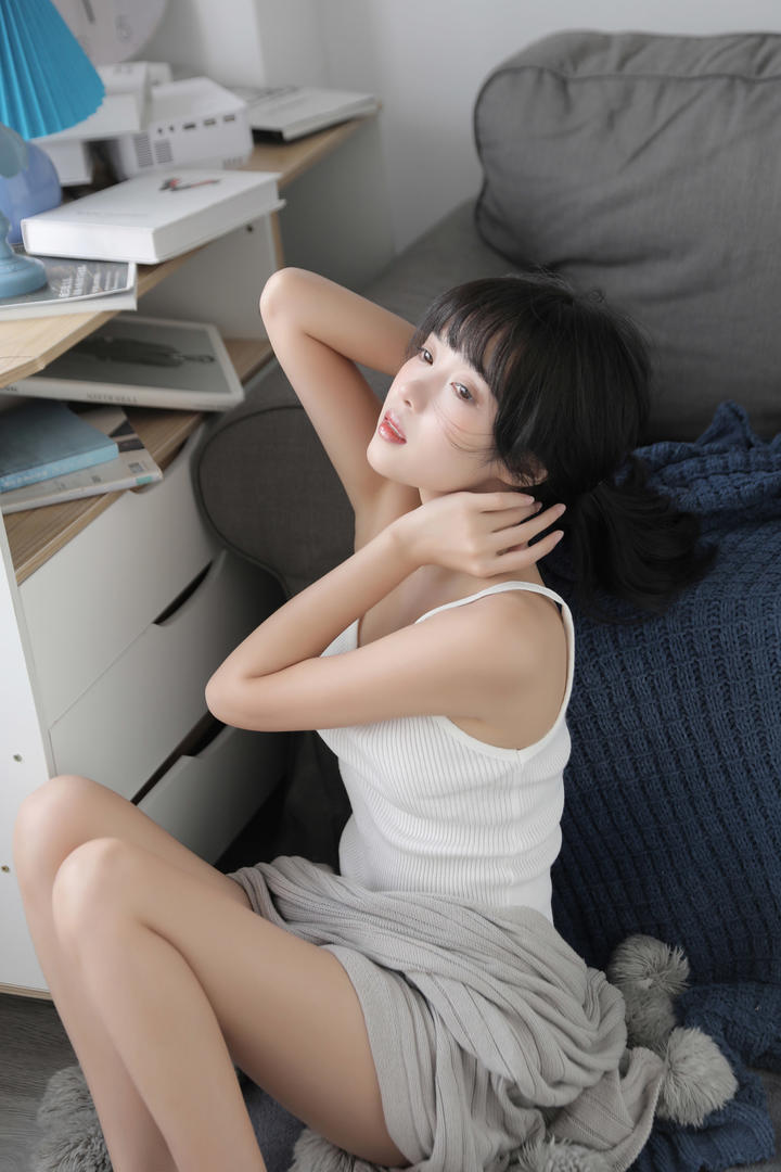 清纯学生妹生活照写真图片