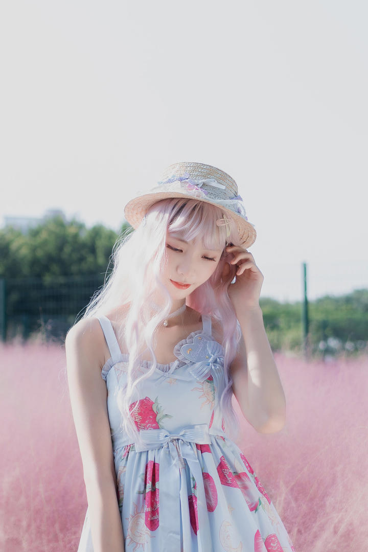 清纯粉嫩少女唯美艺术照图片大全