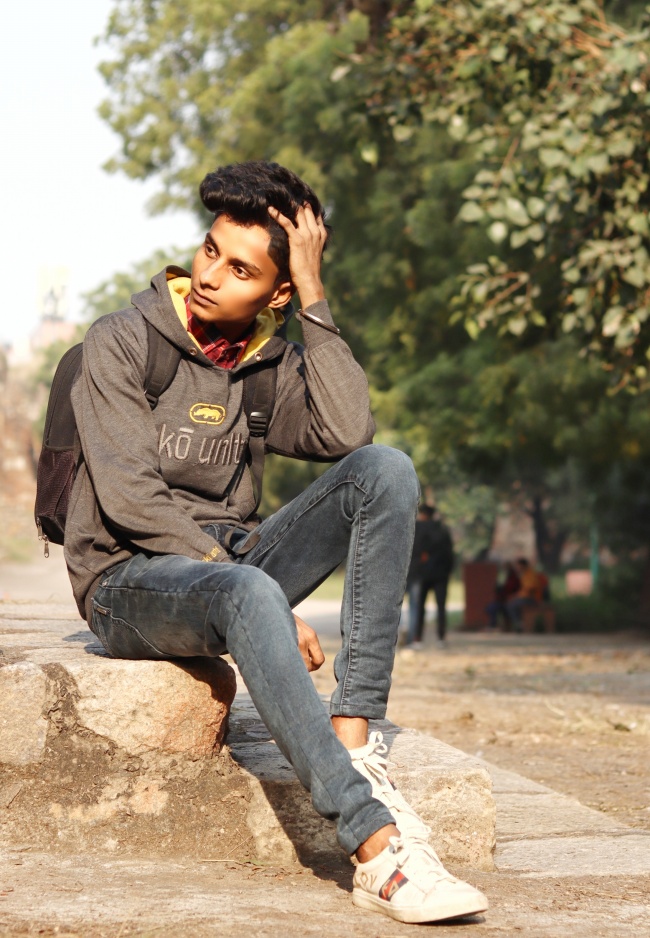 东欧背包帅哥图片