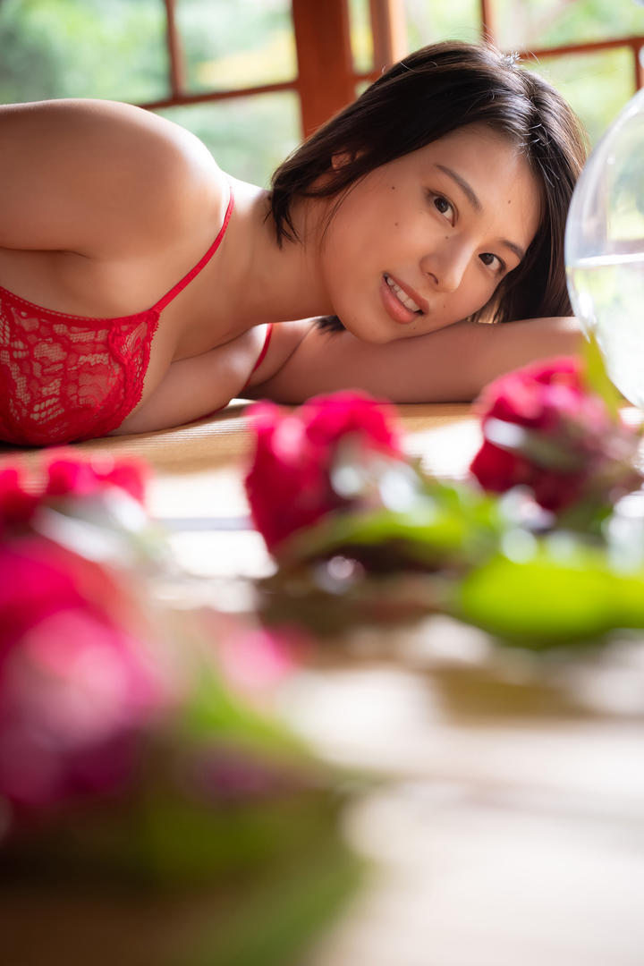 亚洲西方37大但文体艺术美女套图