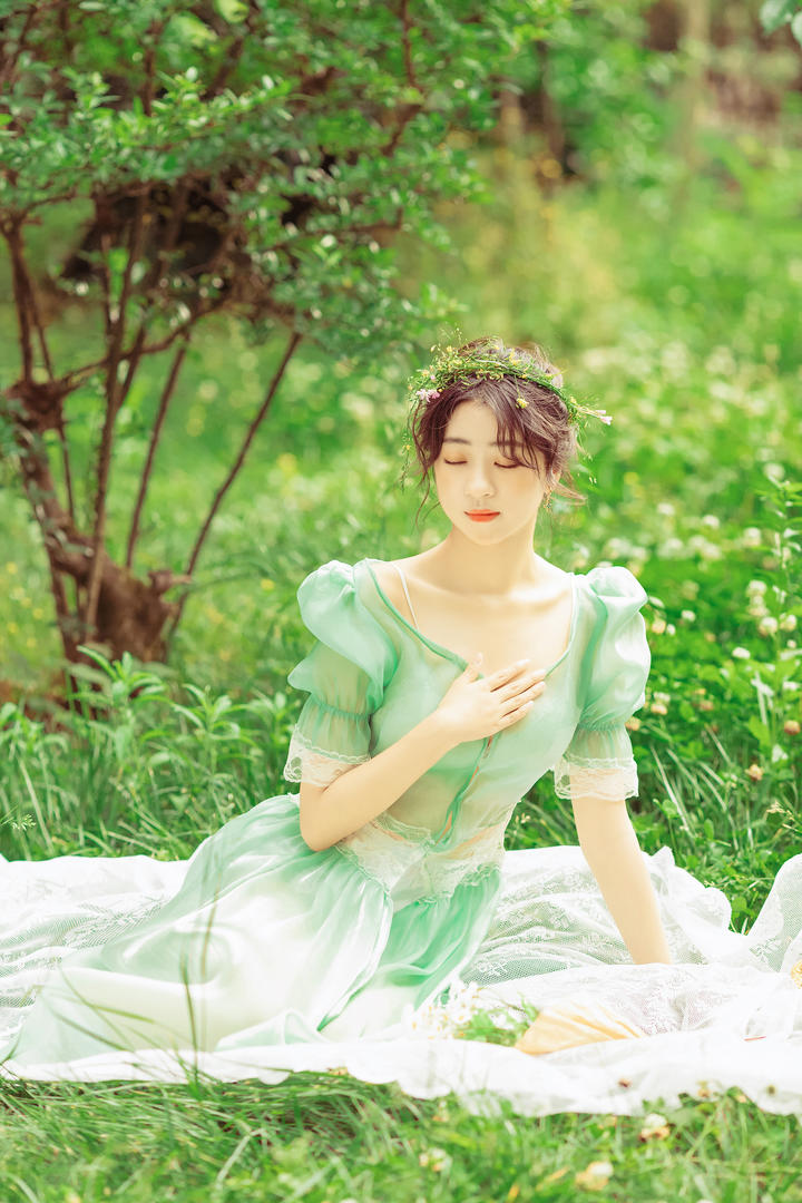 国产清纯美女艺术照