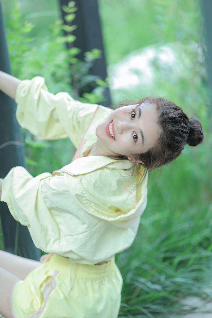 漂亮养眼的清纯小姐姐图片库