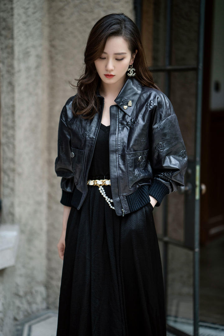 街拍女明星刘诗诗时尚气质写真壁纸图片大全