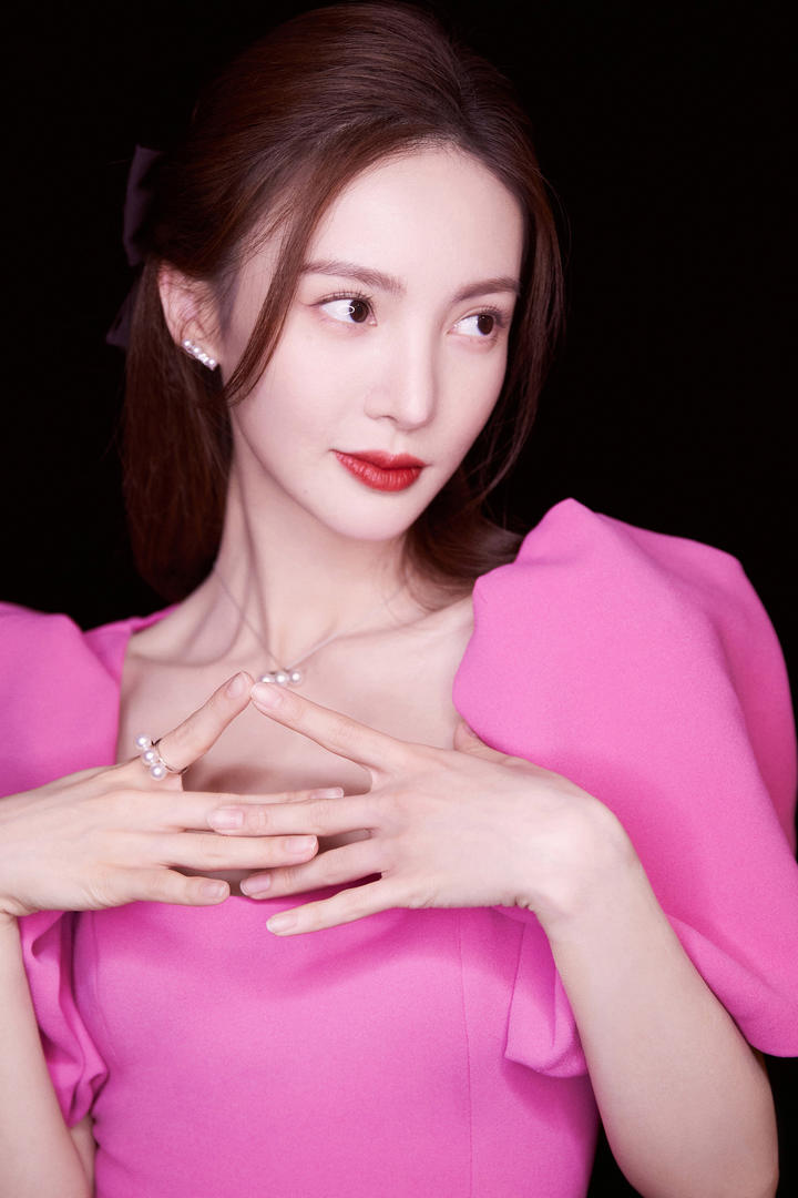 中国高清美女明星金晨唯美明星专辑图片
