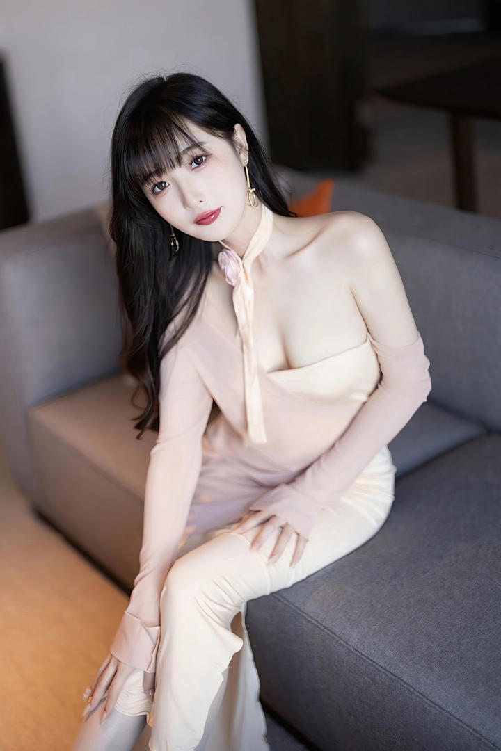 久久国产精品性感美乳嫩模林星阑美女私拍图片