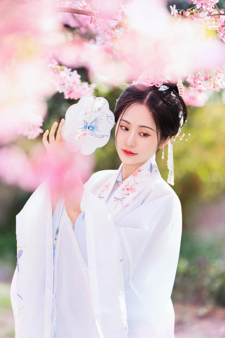 中国高清古典汉服美女古风头像图片下载