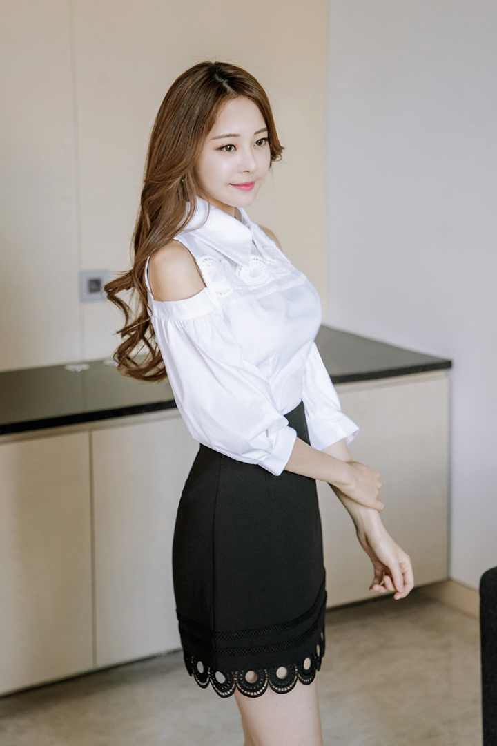 厨房里的超清韩国气质美女图片