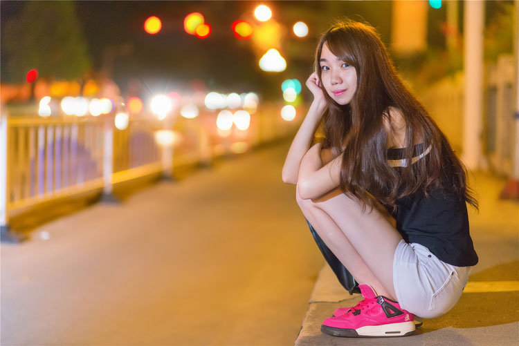 凌晨时分偶遇的小清新