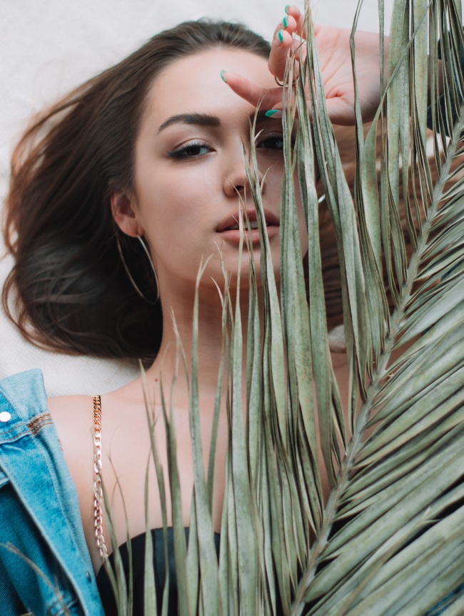 gogo美女艺术照图片