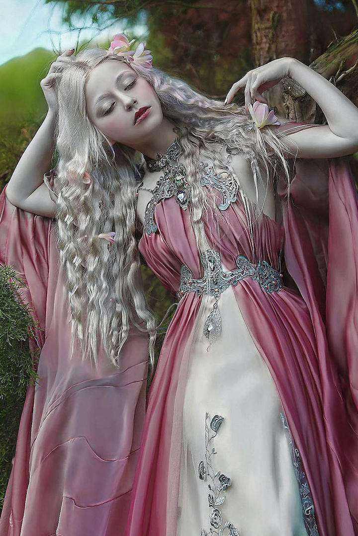 漂亮的公主欧美童话话剧演员艺术人像摄影图片