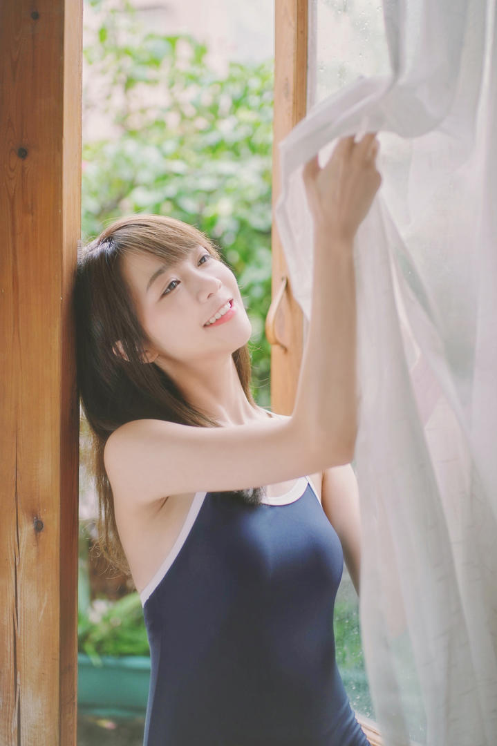 国内清纯唯美气质美女高清写真图片