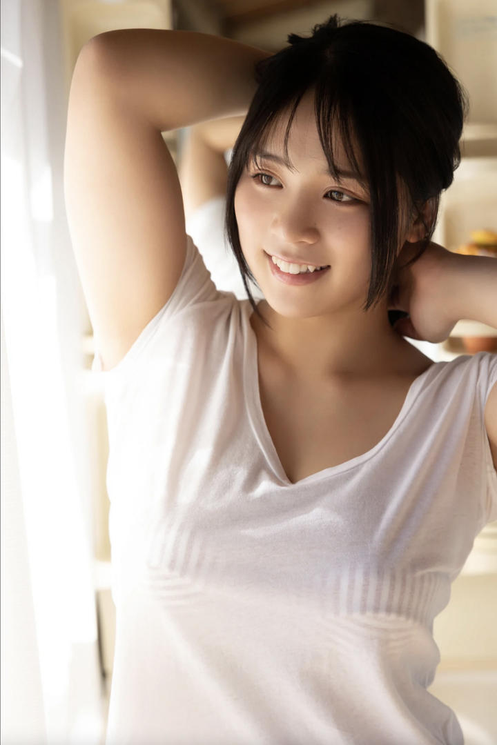 日韩精品AV美女丰满可爱素人写真集