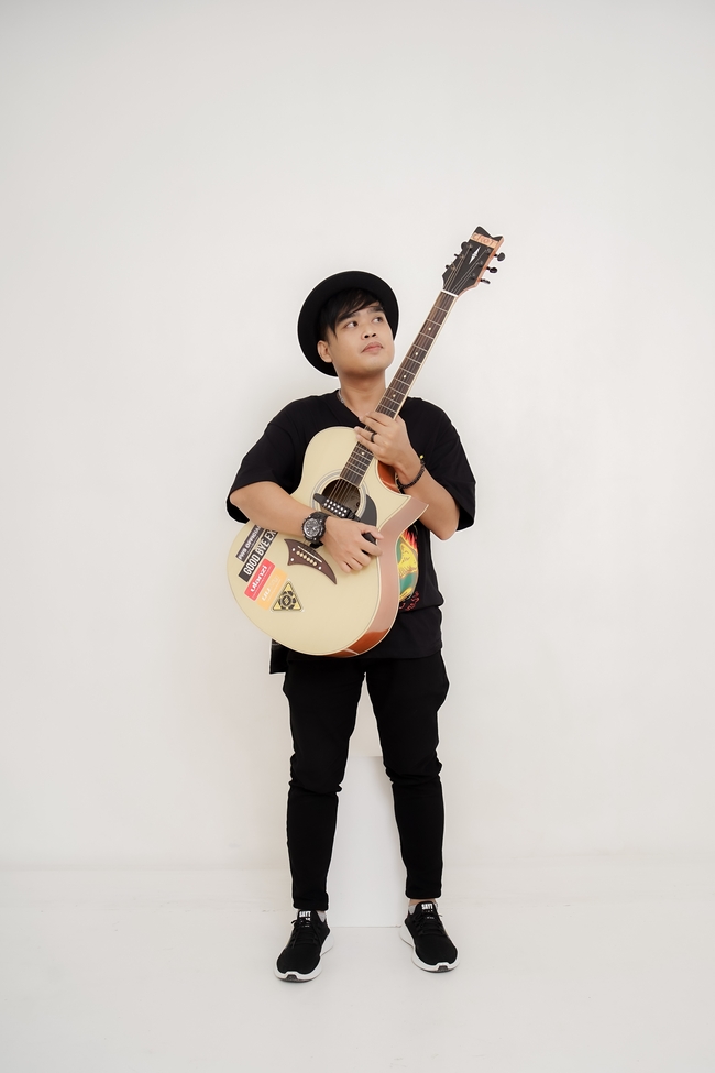 亚洲吉他帅哥帅气写真摄影图片