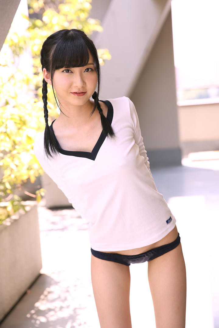 超清漂亮的日本女生人体艺术写真图片