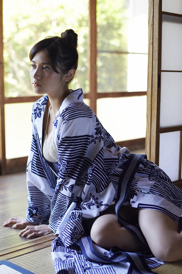 日本温泉风俗娘美女清纯和服写真图片