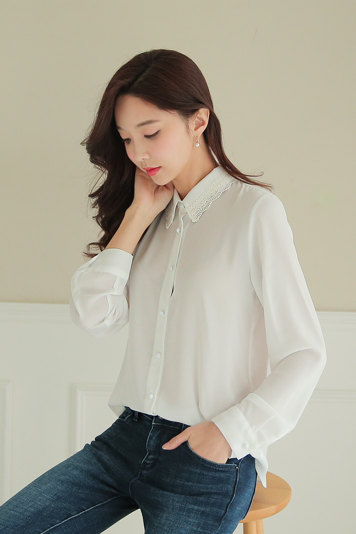 坐在椅子上的极品韩国气质女神朴秀妍写真