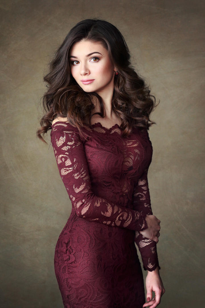 性感漂亮卷发欧美美女艺术人像摄影图片