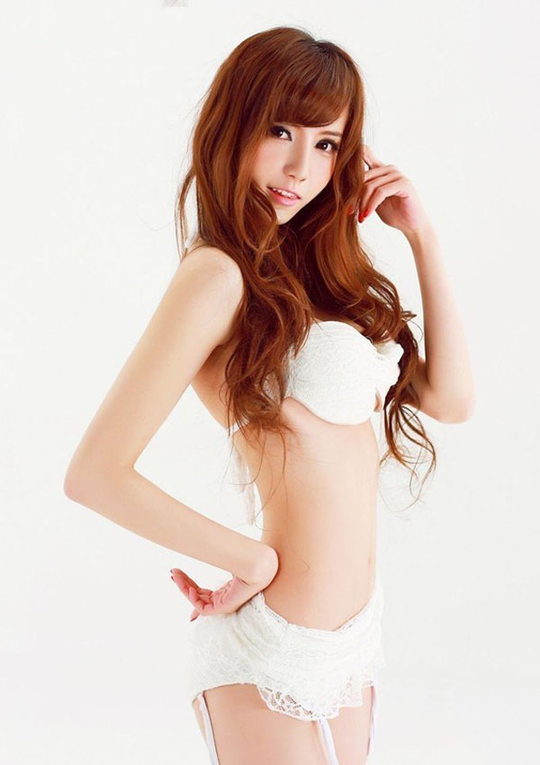 金发美女蕾丝超短