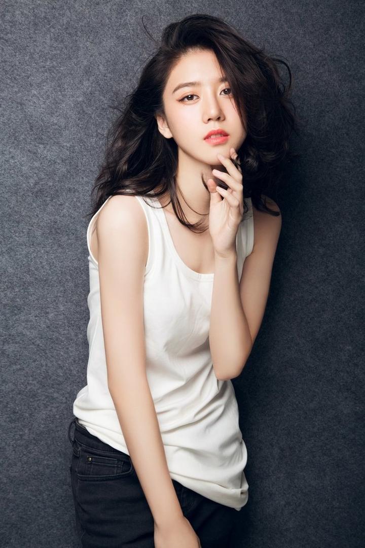 高清美女明星李凯馨写真图片