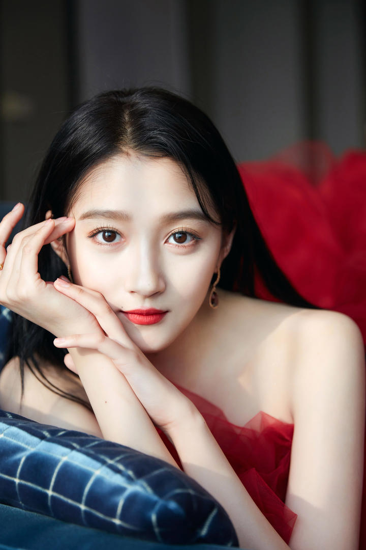 甜美可爱美女明星关晓彤壁纸写真图片大全