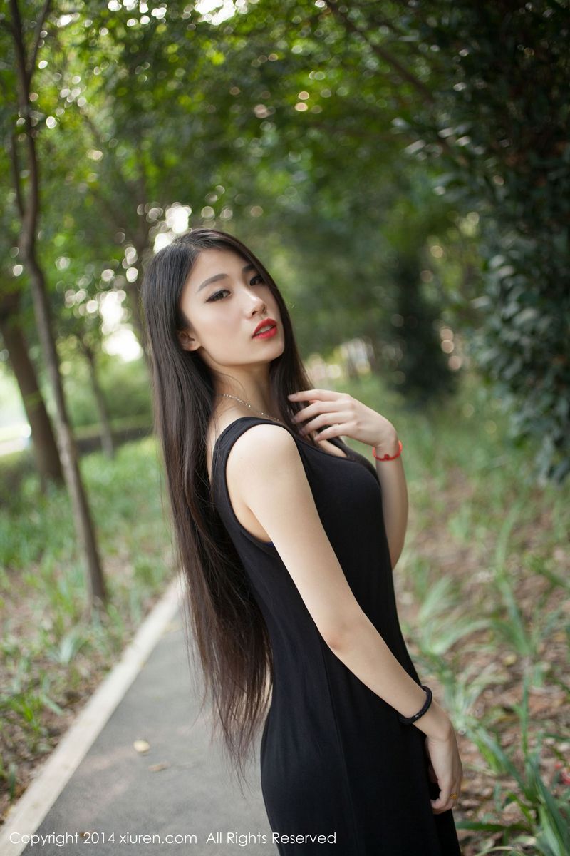 美媛馆性感女神战姝羽Zina无敌美臀修长美腿大尺度套图