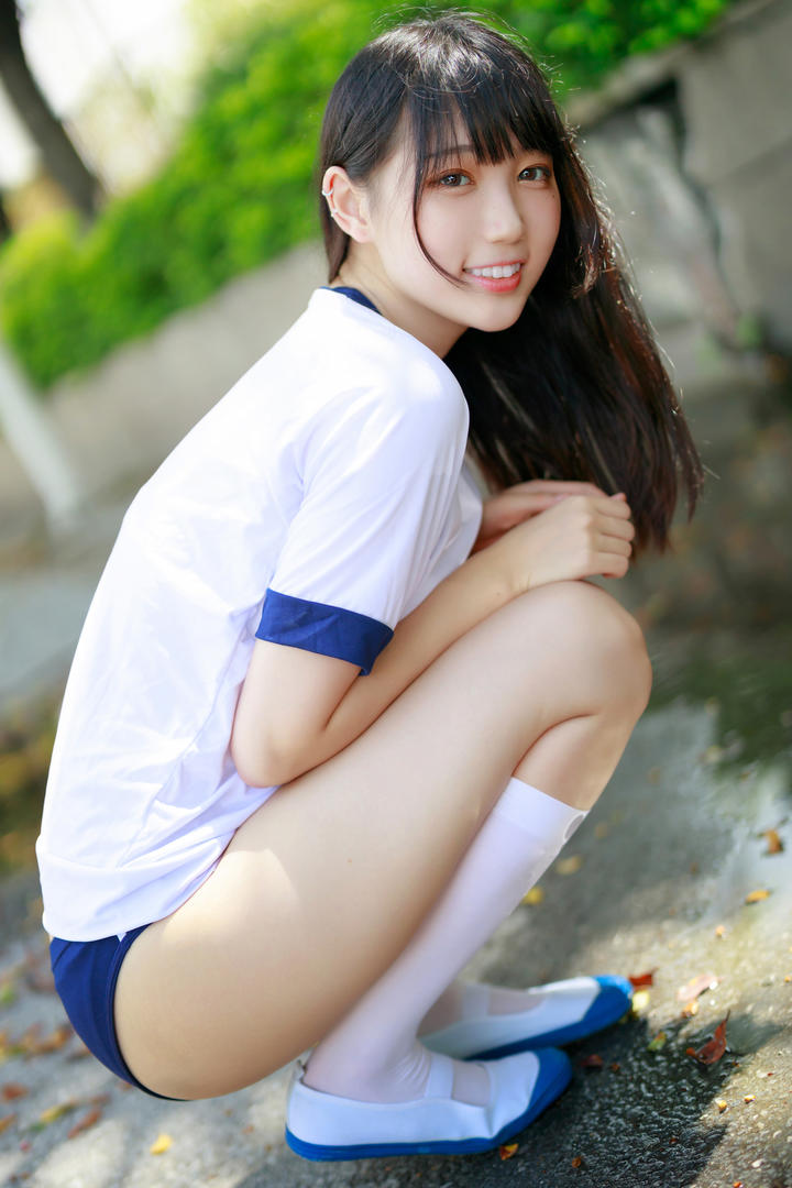 极品清纯高中生美女福利艺术照套图免费下载