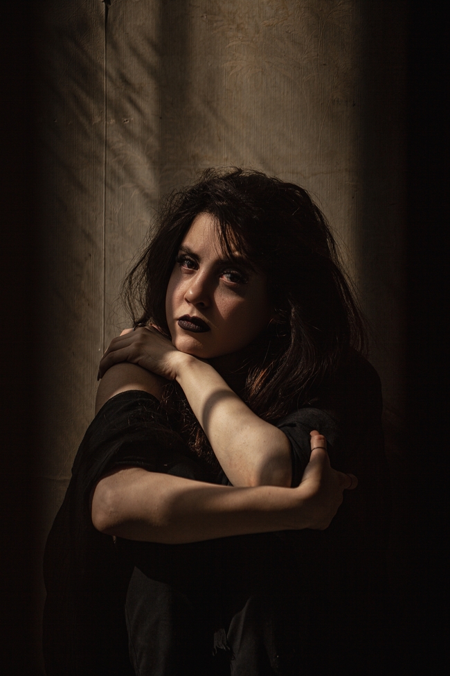 独特艺术风格美女人像摄影图片