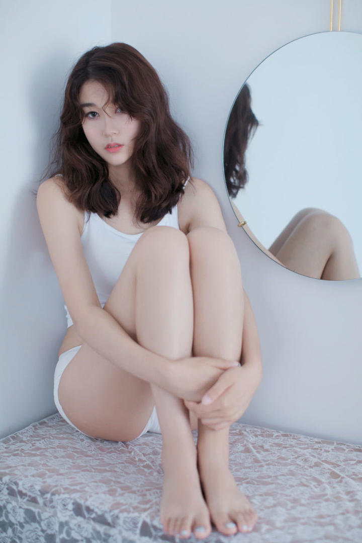 国内极品美女主播性感白皙私房照