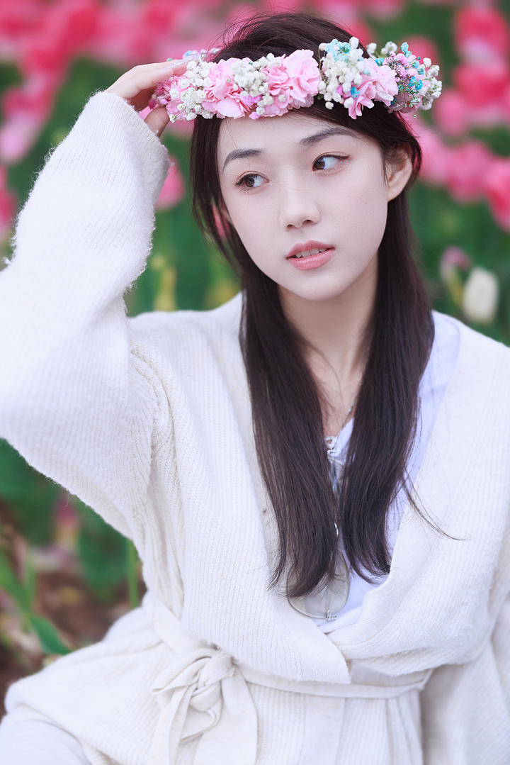 头戴花环的清纯女生头像高清壁纸图片大全