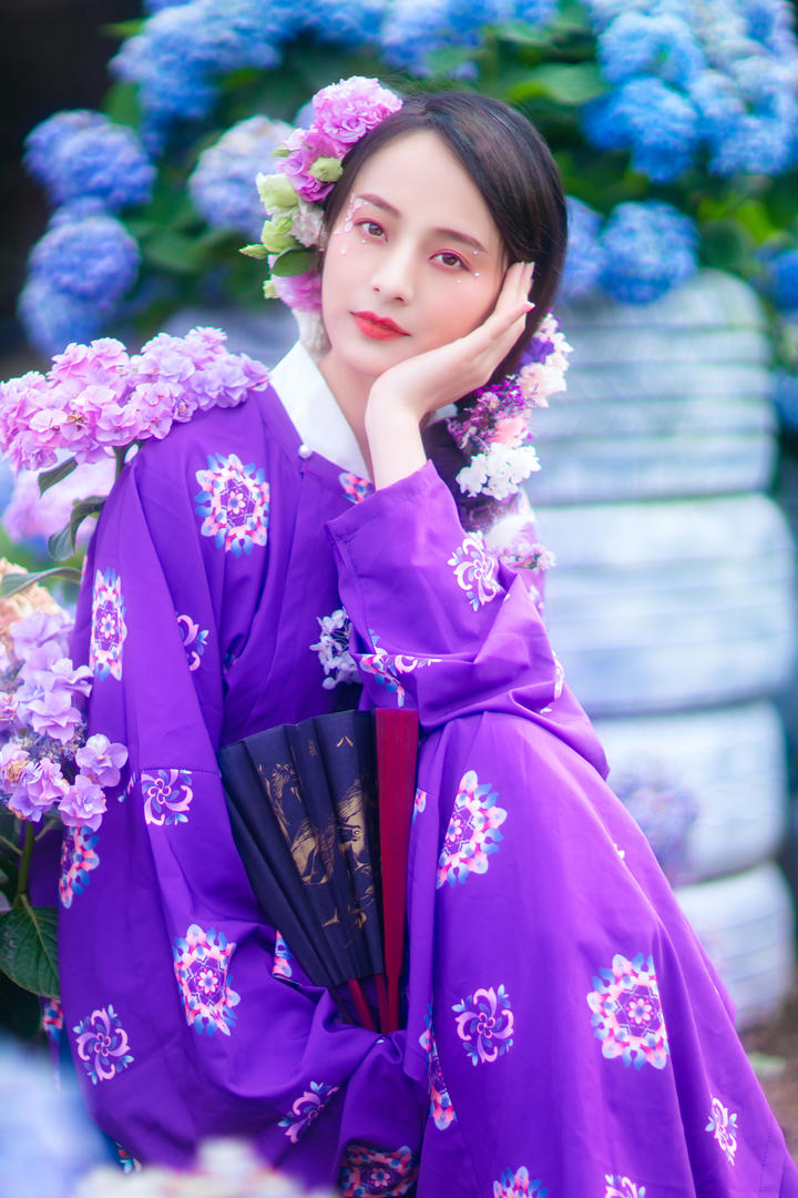 紫色和服日本少女唯美写真壁纸图片大全