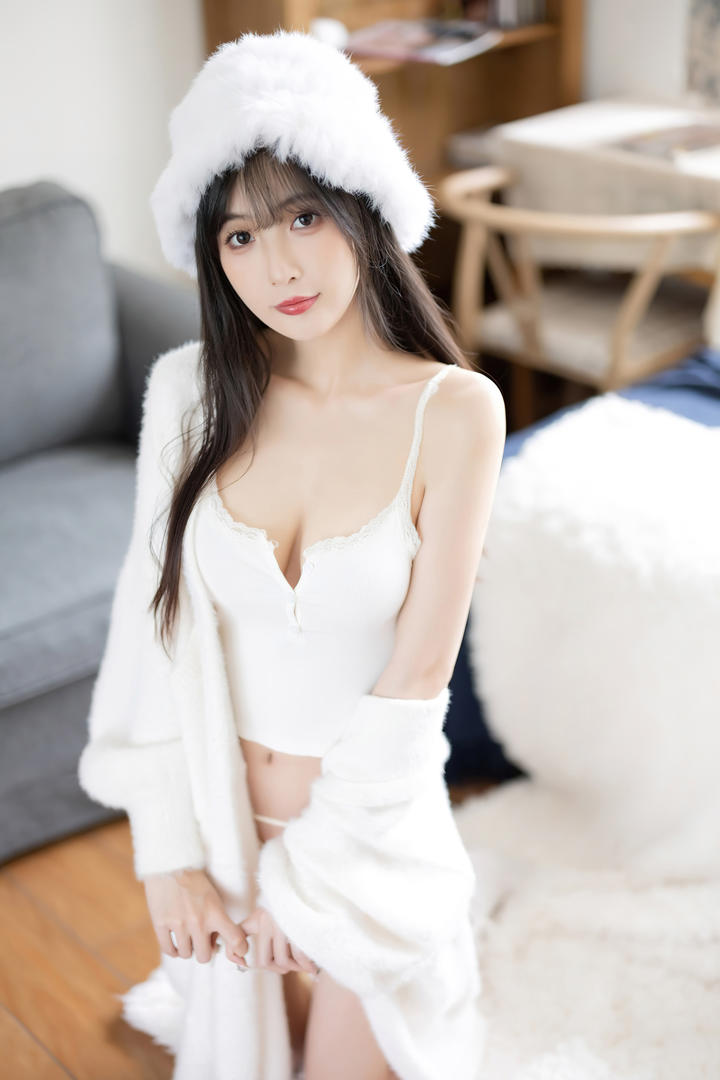 极品白嫩香肩美女国模林星阑高清私密照片大全