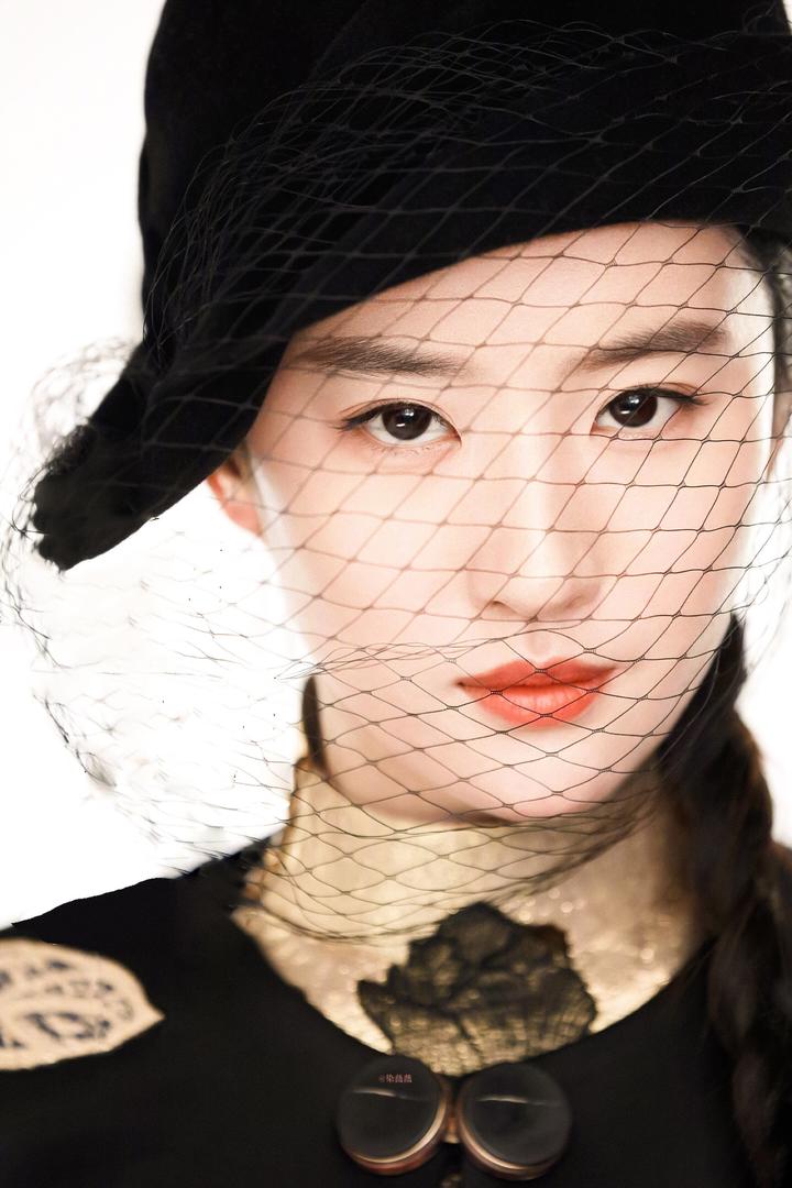 极品高颜值女明星刘亦菲优雅民国装扮写真图片