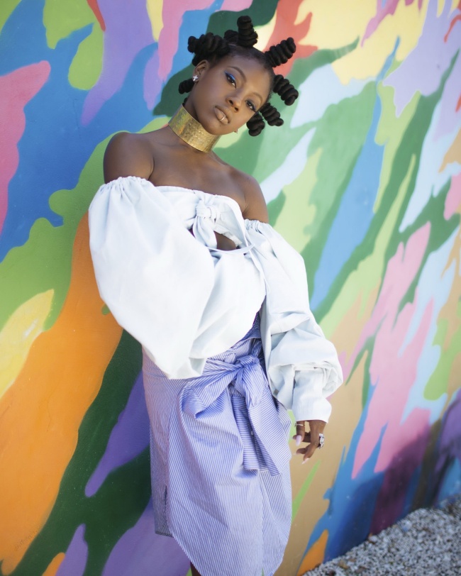 优优胆大人体艺术写真图片