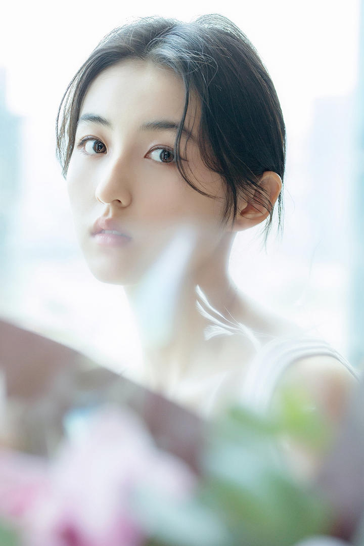 高清00后美女明星张子枫写真图片