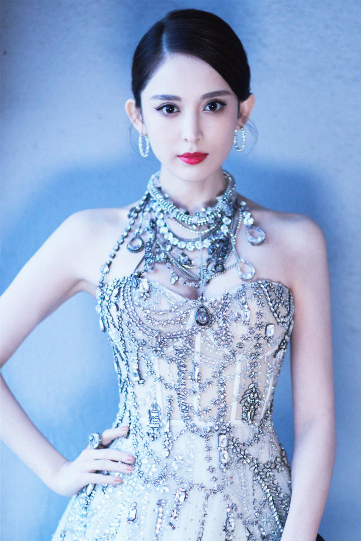 高清美女明星古力娜扎写真