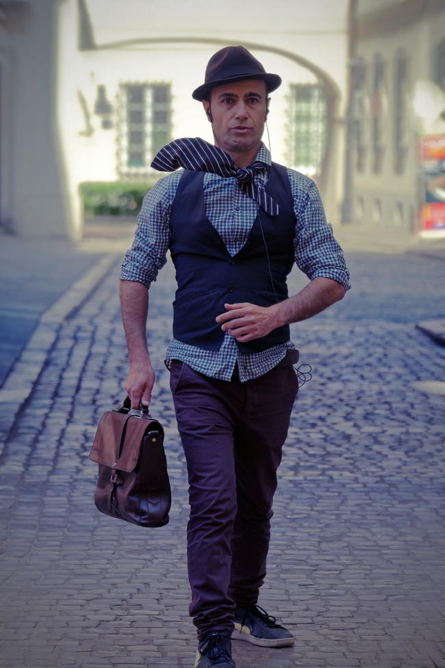 欧美时尚街头街拍帅哥图片