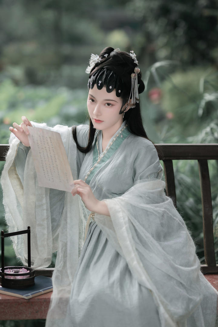 气质古装汉服美女高清养眼美女壁纸图片大全