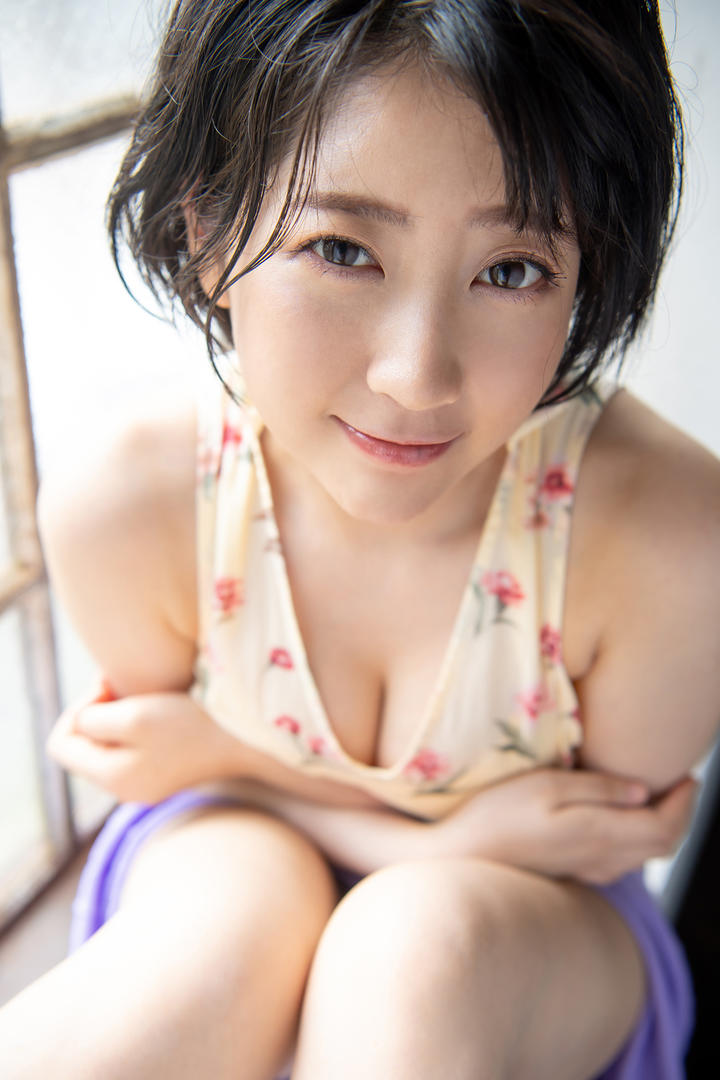 免费下载极品日本女优图片集