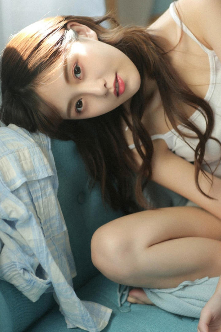 可爱清纯的美女图片